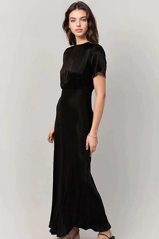 Maxi Vestido de Satén con Mangas Cortas - Negro