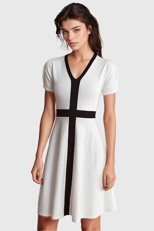 Robe contrastée à manches courtes - Blanc