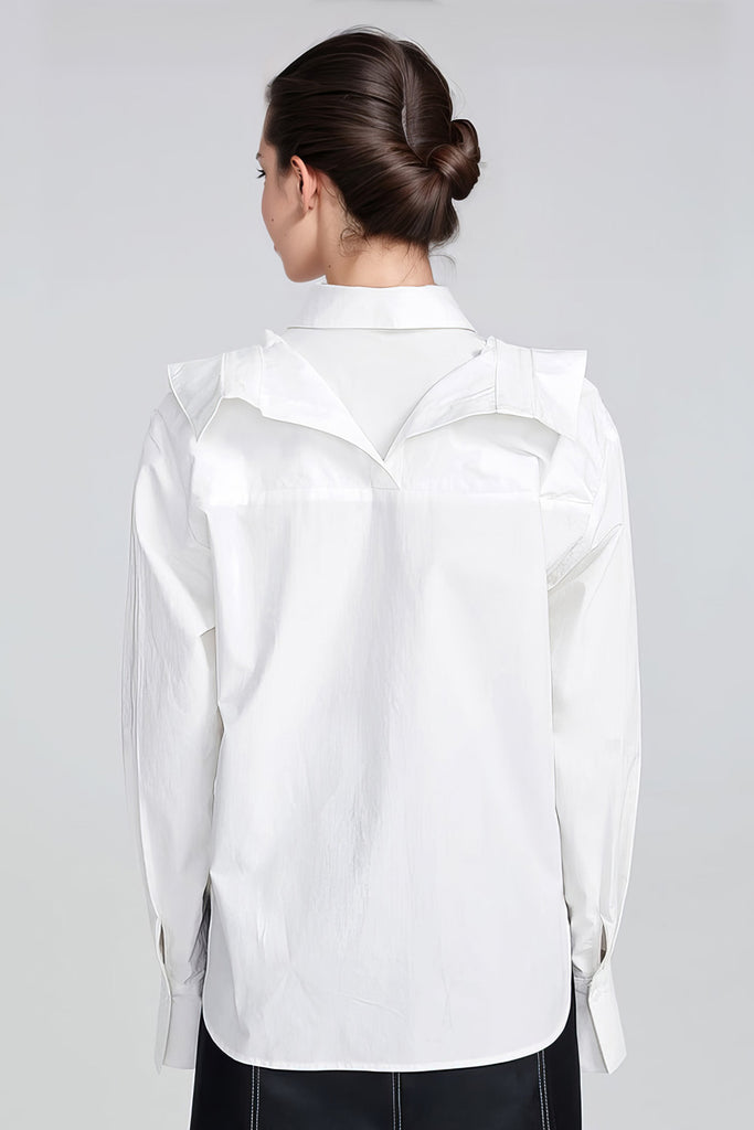 Langærmet skjorte med skulderdetalje - hvid