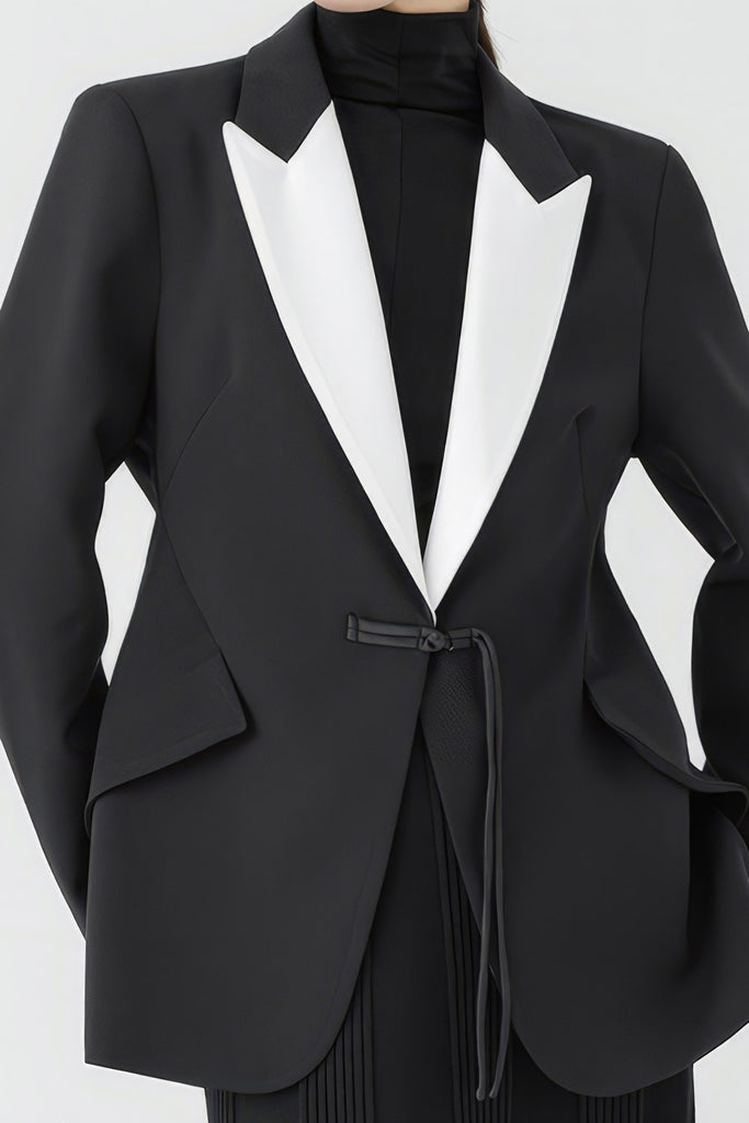 Tailored Blazer with Contrast Collar - Black