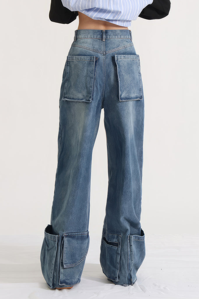 Jeans med høj talje og lommer forneden - blå