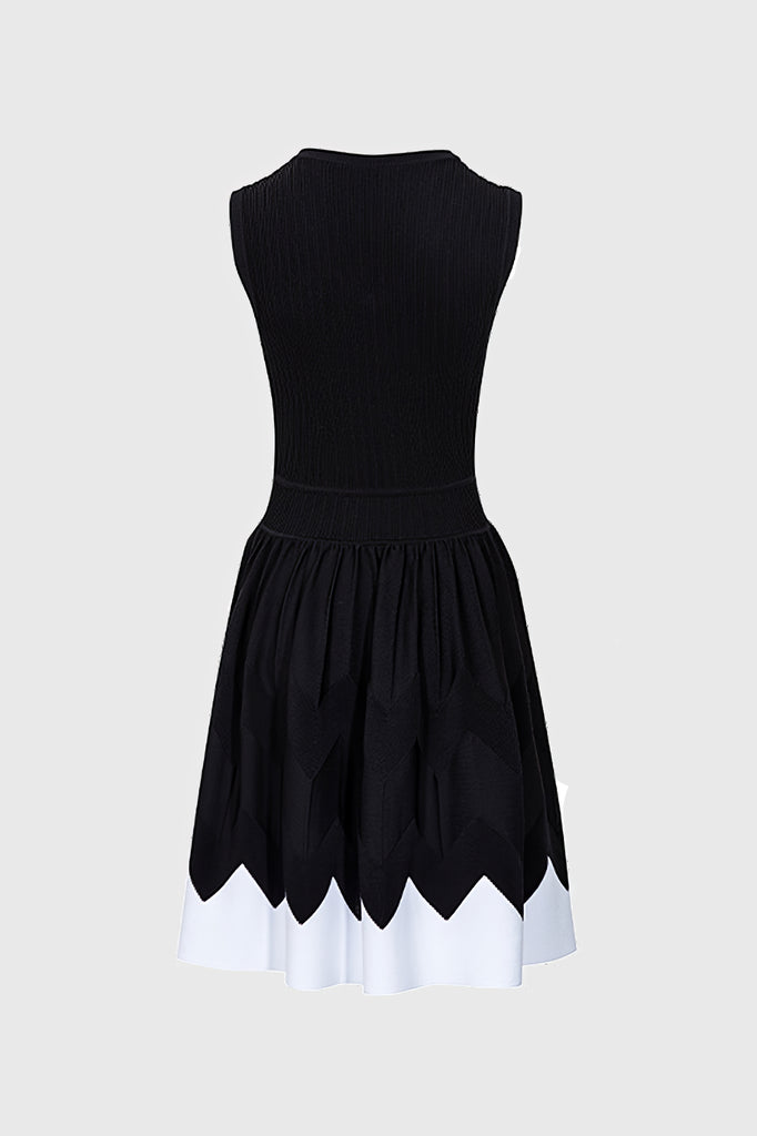 Kontrastfarvet kjole - sort