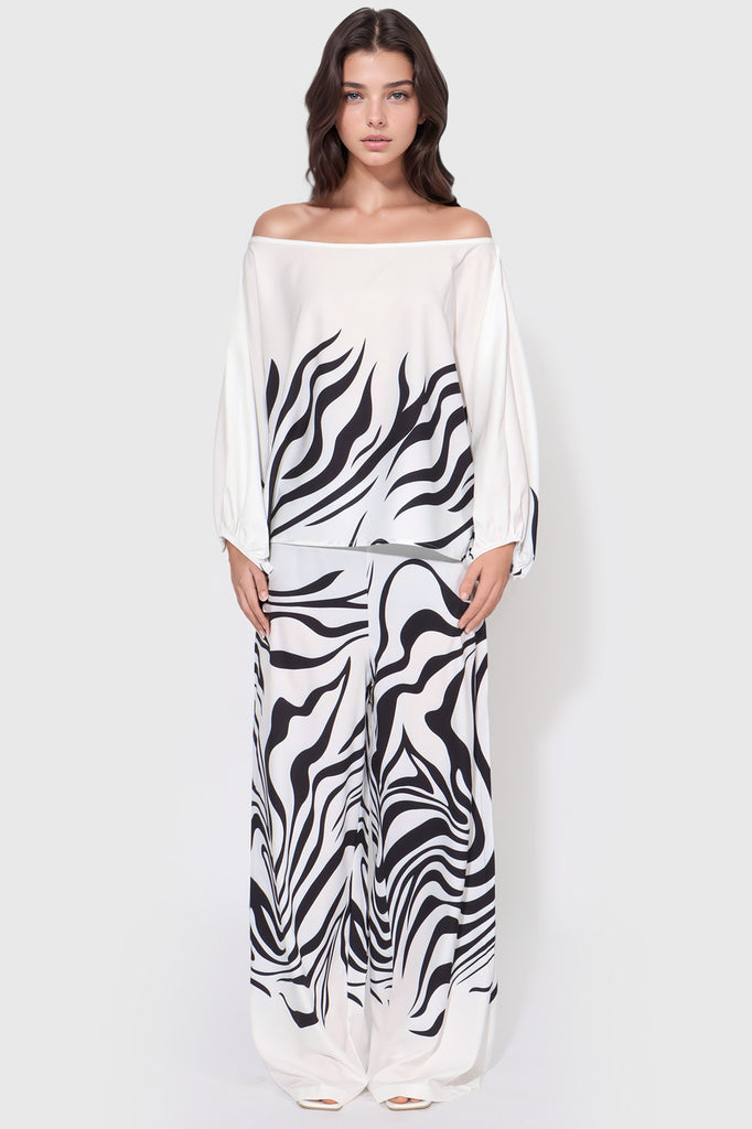 Flowy 2-Piece Set in Pattern - White & Black