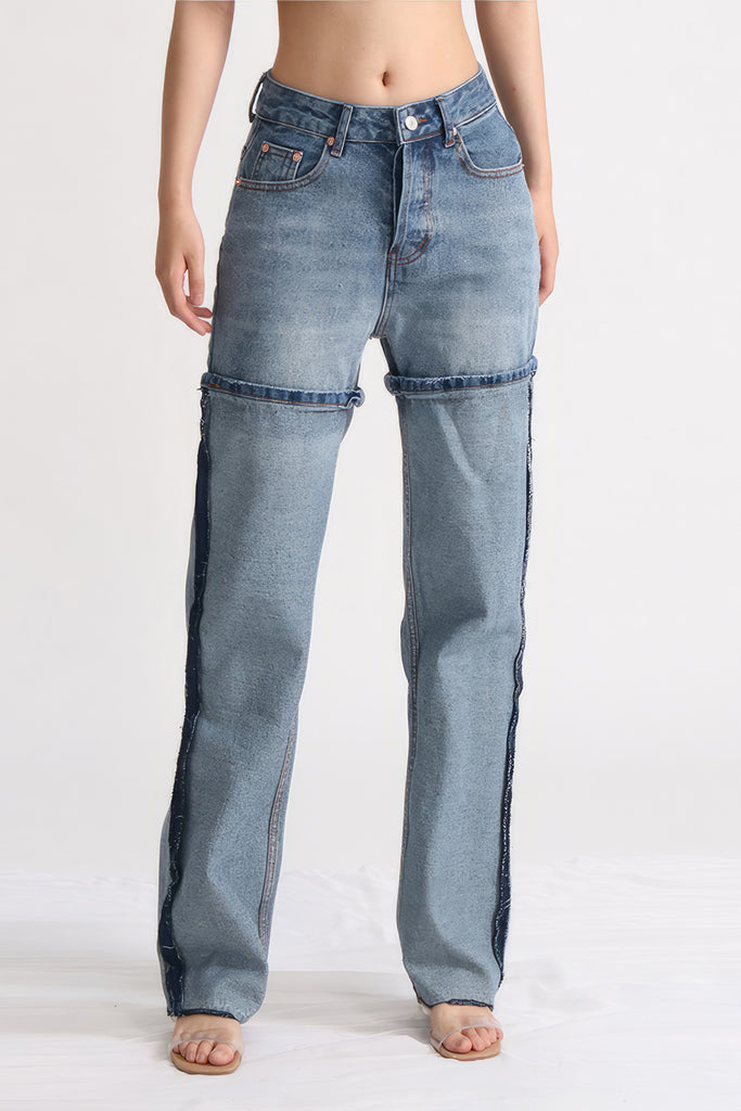Jeans mit hoher Taille und Stickerei-Details - Blau