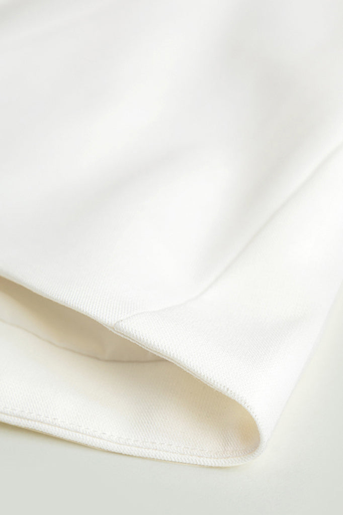 Camberet skjorte med knapper - hvid