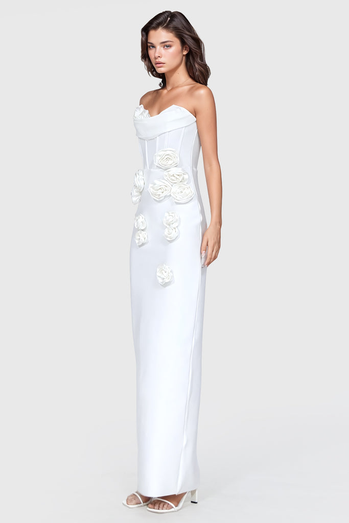 Maxi šaty na ramena s květinovými akcenty - bílé