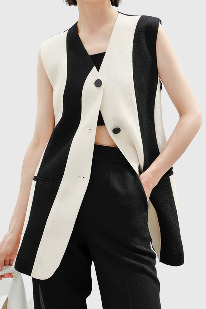 Vest in 2 Colors - Black & White